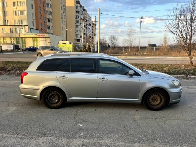 Сірий Тойота Авенсіс, об'ємом двигуна 0.18 л та пробігом 280 тис. км за 6659 $, фото 1 на Automoto.ua