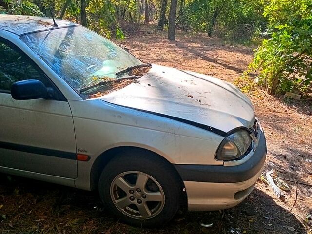 Сірий Тойота Авенсіс, об'ємом двигуна 1.8 л та пробігом 0 тис. км за 1850 $, фото 1 на Automoto.ua