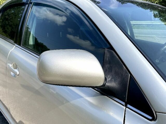 Серый Тойота Авенсис, объемом двигателя 1.8 л и пробегом 235 тыс. км за 5180 $, фото 1 на Automoto.ua