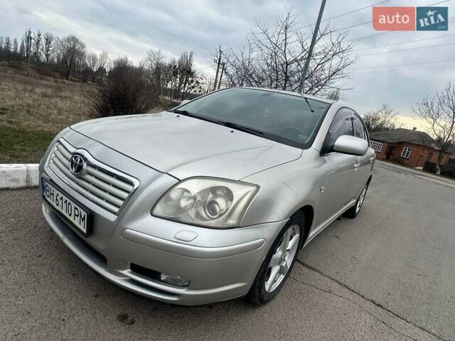 Серый Тойота Авенсис, объемом двигателя 1.8 л и пробегом 266 тыс. км за 5000 $, фото 1 на Automoto.ua