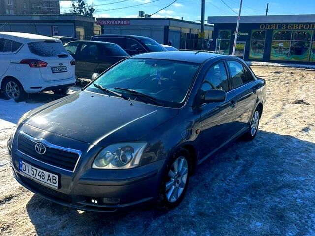 Серый Тойота Авенсис, объемом двигателя 2 л и пробегом 250 тыс. км за 4999 $, фото 1 на Automoto.ua