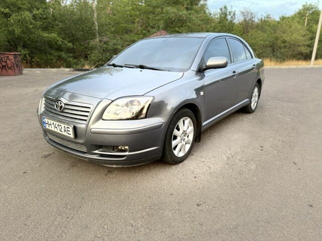 Серый Тойота Авенсис, объемом двигателя 1.8 л и пробегом 167 тыс. км за 6800 $, фото 1 на Automoto.ua