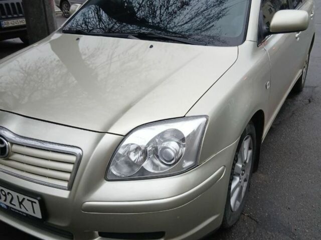 Серый Тойота Авенсис, объемом двигателя 1.8 л и пробегом 270 тыс. км за 4800 $, фото 1 на Automoto.ua