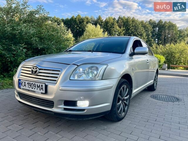 Серый Тойота Авенсис, объемом двигателя 1.79 л и пробегом 287 тыс. км за 6000 $, фото 1 на Automoto.ua