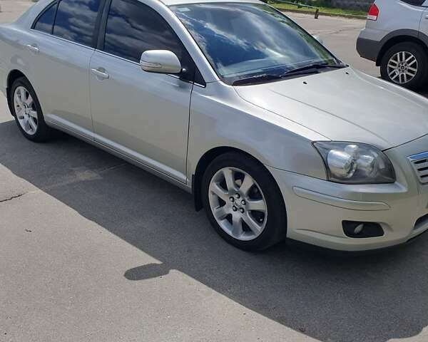 Сірий Тойота Авенсіс, об'ємом двигуна 0 л та пробігом 363 тис. км за 7500 $, фото 1 на Automoto.ua