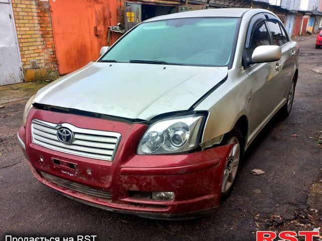 Серый Тойота Авенсис, объемом двигателя 1.8 л и пробегом 321 тыс. км за 5000 $, фото 1 на Automoto.ua