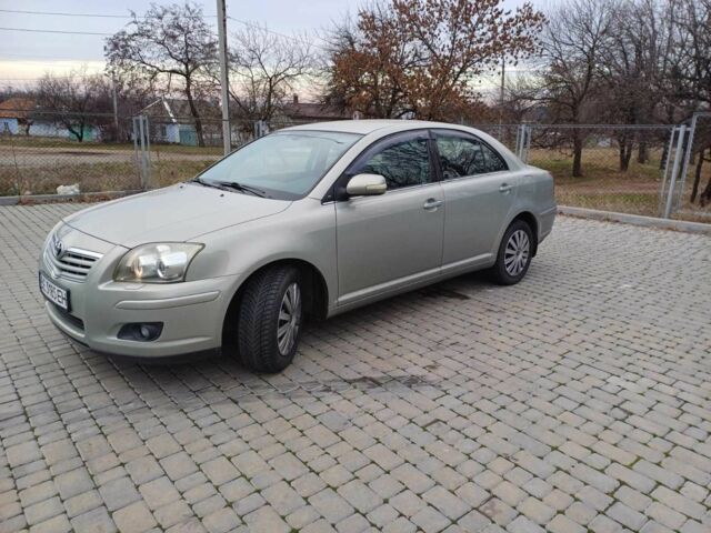 Серый Тойота Авенсис, объемом двигателя 1.8 л и пробегом 170 тыс. км за 7500 $, фото 1 на Automoto.ua