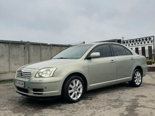 Серый Тойота Авенсис, объемом двигателя 1.8 л и пробегом 223 тыс. км за 5100 $, фото 1 на Automoto.ua