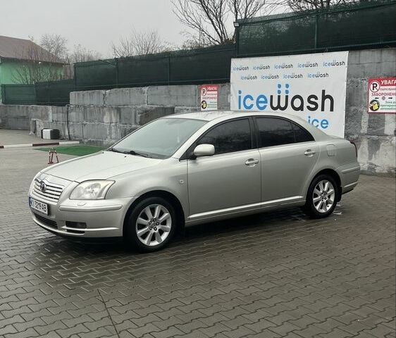 Сірий Тойота Авенсіс, об'ємом двигуна 2 л та пробігом 168 тис. км за 6500 $, фото 1 на Automoto.ua