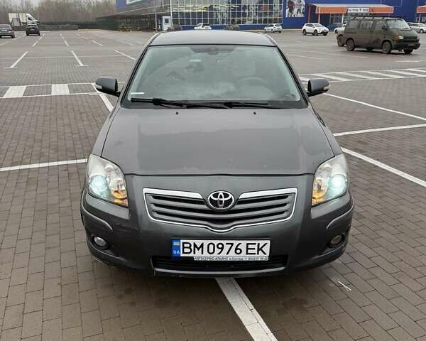Серый Тойота Авенсис, объемом двигателя 1.79 л и пробегом 303 тыс. км за 5500 $, фото 1 на Automoto.ua