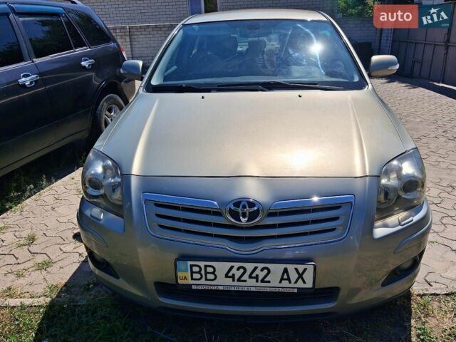 Сірий Тойота Авенсіс, об'ємом двигуна 1.8 л та пробігом 132 тис. км за 9900 $, фото 1 на Automoto.ua