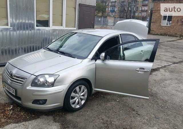 Сірий Тойота Авенсіс, об'ємом двигуна 1.8 л та пробігом 340 тис. км за 6500 $, фото 1 на Automoto.ua