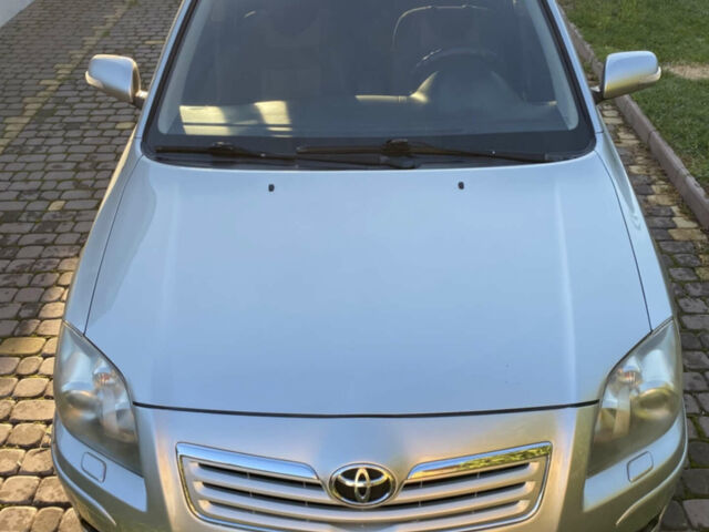 Сірий Тойота Авенсіс, об'ємом двигуна 1.79 л та пробігом 292 тис. км за 6400 $, фото 1 на Automoto.ua