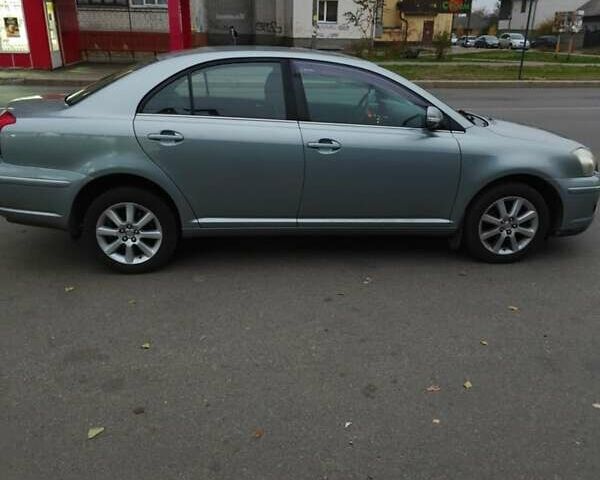 Серый Тойота Авенсис, объемом двигателя 1.79 л и пробегом 240 тыс. км за 6200 $, фото 1 на Automoto.ua