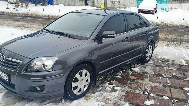 Сірий Тойота Авенсіс, об'ємом двигуна 2 л та пробігом 233 тис. км за 7850 $, фото 1 на Automoto.ua