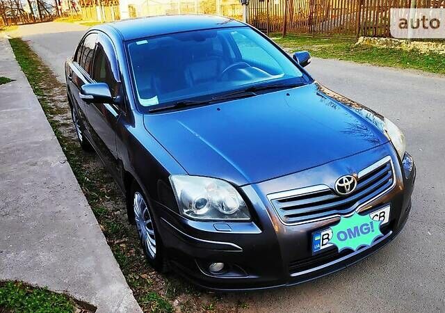 Серый Тойота Авенсис, объемом двигателя 1.99 л и пробегом 198 тыс. км за 6499 $, фото 1 на Automoto.ua