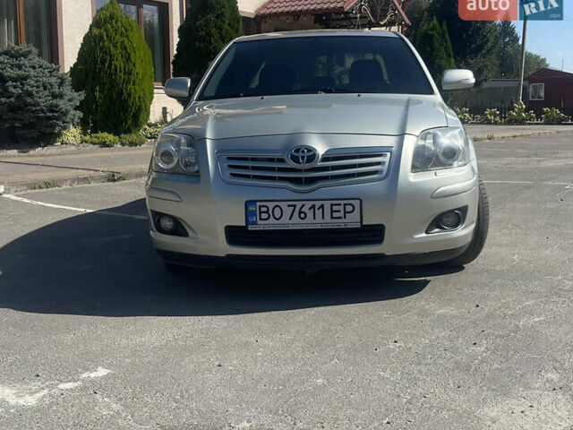 Серый Тойота Авенсис, объемом двигателя 1.8 л и пробегом 254 тыс. км за 7850 $, фото 1 на Automoto.ua