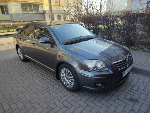 Серый Тойота Авенсис, объемом двигателя 1.8 л и пробегом 191 тыс. км за 7000 $, фото 1 на Automoto.ua