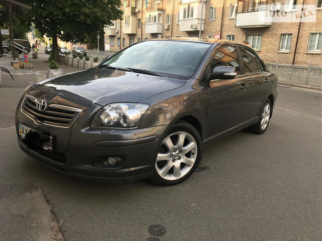 Сірий Тойота Авенсіс, об'ємом двигуна 2 л та пробігом 350 тис. км за 7700 $, фото 1 на Automoto.ua