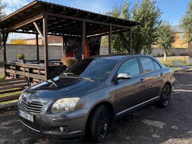 Серый Тойота Авенсис, объемом двигателя 1.8 л и пробегом 260 тыс. км за 6500 $, фото 1 на Automoto.ua