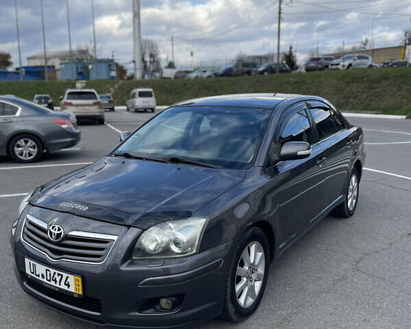 Серый Тойота Авенсис, объемом двигателя 1.8 л и пробегом 204 тыс. км за 6650 $, фото 1 на Automoto.ua