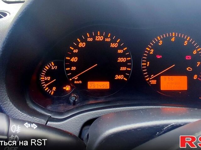 Серый Тойота Авенсис, объемом двигателя 1.8 л и пробегом 297 тыс. км за 3700 $, фото 1 на Automoto.ua