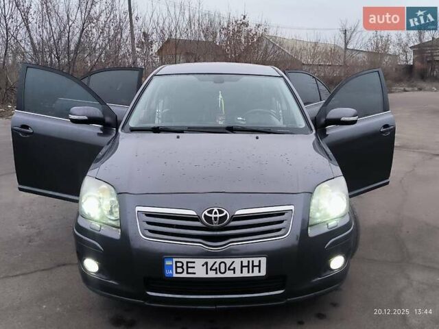 Сірий Тойота Авенсіс, об'ємом двигуна 2 л та пробігом 340 тис. км за 10000 $, фото 1 на Automoto.ua