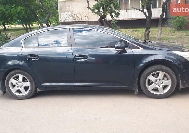 Сірий Тойота Авенсіс, об'ємом двигуна 1.8 л та пробігом 355 тис. км за 8500 $, фото 1 на Automoto.ua