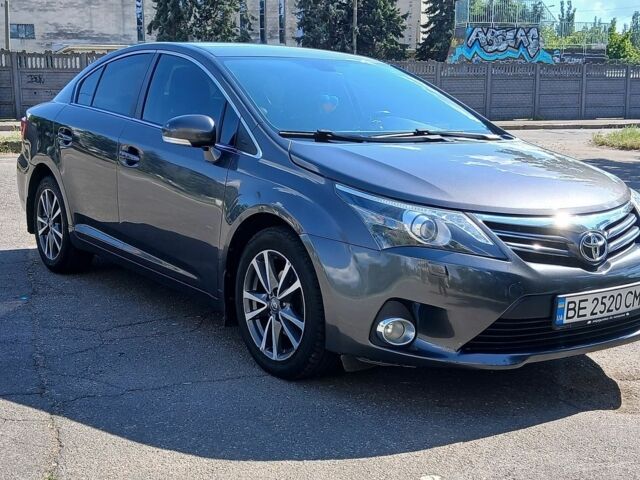 Сірий Тойота Авенсіс, об'ємом двигуна 2 л та пробігом 203 тис. км за 11000 $, фото 1 на Automoto.ua