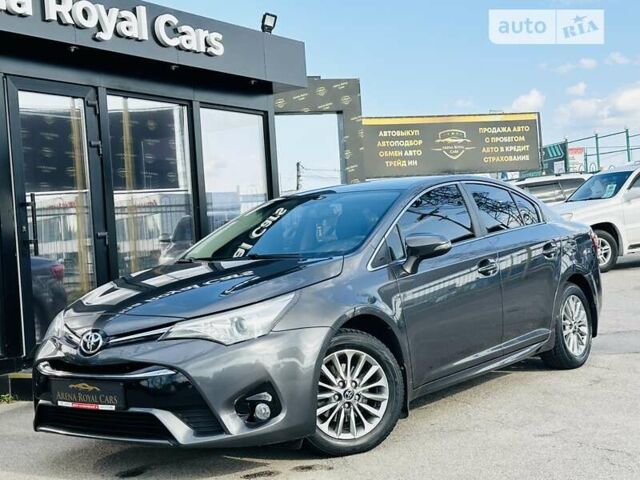 Серый Тойота Авенсис, объемом двигателя 1.8 л и пробегом 95 тыс. км за 17500 $, фото 1 на Automoto.ua