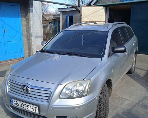 Серый Тойота Авенсис, объемом двигателя 0 л и пробегом 260 тыс. км за 5500 $, фото 1 на Automoto.ua