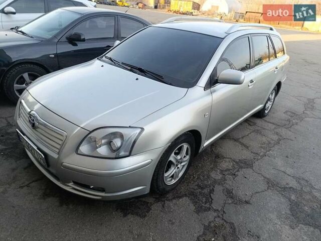 Серый Тойота Авенсис, объемом двигателя 1.79 л и пробегом 195 тыс. км за 5800 $, фото 1 на Automoto.ua
