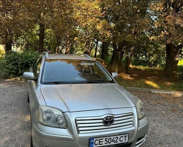 Серый Тойота Авенсис, объемом двигателя 2 л и пробегом 330 тыс. км за 4900 $, фото 1 на Automoto.ua