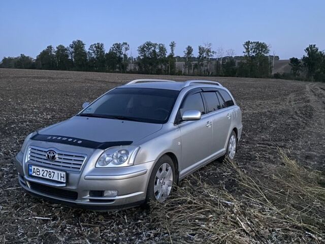Серый Тойота Авенсис, объемом двигателя 1.8 л и пробегом 300 тыс. км за 6500 $, фото 1 на Automoto.ua