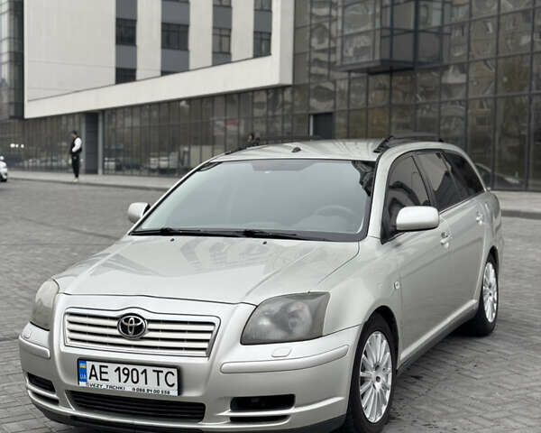 Сірий Тойота Авенсіс, об'ємом двигуна 2 л та пробігом 373 тис. км за 4450 $, фото 1 на Automoto.ua