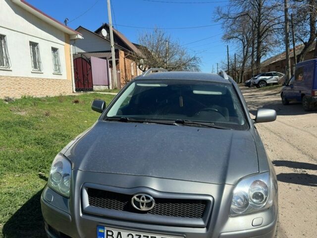 Серый Тойота Авенсис, объемом двигателя 2.36 л и пробегом 233 тыс. км за 6399 $, фото 1 на Automoto.ua