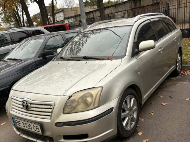 Серый Тойота Авенсис, объемом двигателя 2 л и пробегом 200 тыс. км за 1950 $, фото 1 на Automoto.ua