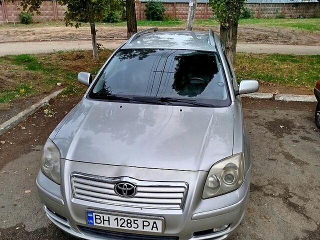 Сірий Тойота Авенсіс, об'ємом двигуна 2 л та пробігом 288 тис. км за 5500 $, фото 1 на Automoto.ua
