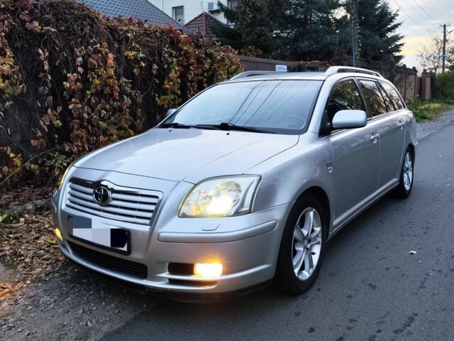 Серый Тойота Авенсис, объемом двигателя 2 л и пробегом 430 тыс. км за 2500 $, фото 1 на Automoto.ua