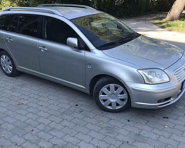 Сірий Тойота Авенсіс, об'ємом двигуна 2.2 л та пробігом 238 тис. км за 6500 $, фото 1 на Automoto.ua