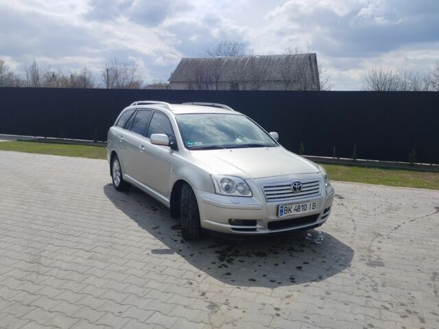 Сірий Тойота Авенсіс, об'ємом двигуна 2.2 л та пробігом 256 тис. км за 6200 $, фото 1 на Automoto.ua