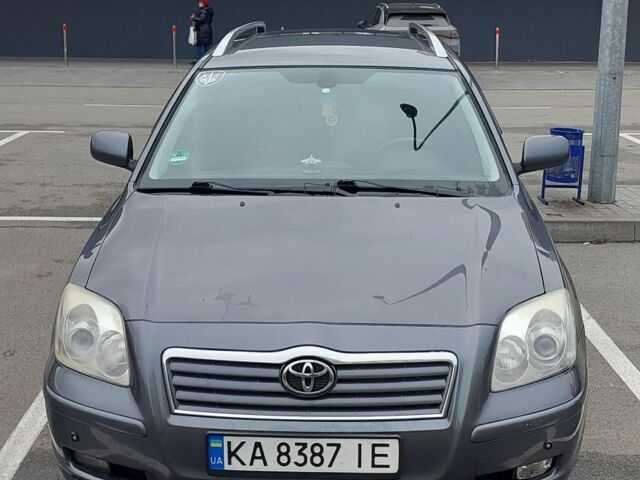 Серый Тойота Авенсис, объемом двигателя 2.2 л и пробегом 361 тыс. км за 4800 $, фото 1 на Automoto.ua
