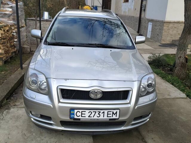 Серый Тойота Авенсис, объемом двигателя 2 л и пробегом 199 тыс. км за 6000 $, фото 1 на Automoto.ua