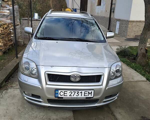 Серый Тойота Авенсис, объемом двигателя 2 л и пробегом 199 тыс. км за 6000 $, фото 1 на Automoto.ua