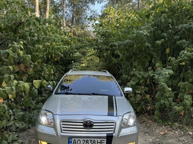 Сірий Тойота Авенсіс, об'ємом двигуна 2.2 л та пробігом 300 тис. км за 4915 $, фото 1 на Automoto.ua
