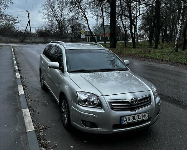 Сірий Тойота Авенсіс, об'ємом двигуна 2.2 л та пробігом 293 тис. км за 5400 $, фото 1 на Automoto.ua