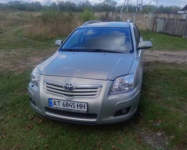 Сірий Тойота Авенсіс, об'ємом двигуна 1.8 л та пробігом 334 тис. км за 6500 $, фото 1 на Automoto.ua