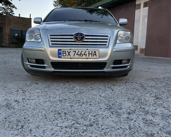 Серый Тойота Авенсис, объемом двигателя 2.23 л и пробегом 306 тыс. км за 5200 $, фото 1 на Automoto.ua