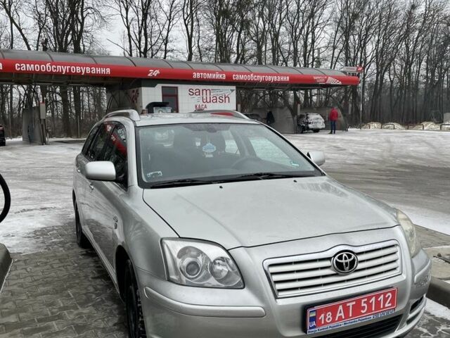 Сірий Тойота Авенсіс, об'ємом двигуна 2.2 л та пробігом 333 тис. км за 5300 $, фото 1 на Automoto.ua