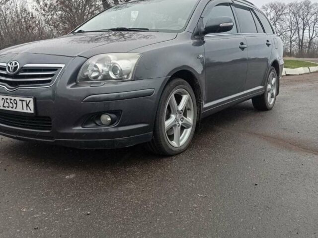 Сірий Тойота Авенсіс, об'ємом двигуна 2.23 л та пробігом 212 тис. км за 6300 $, фото 1 на Automoto.ua